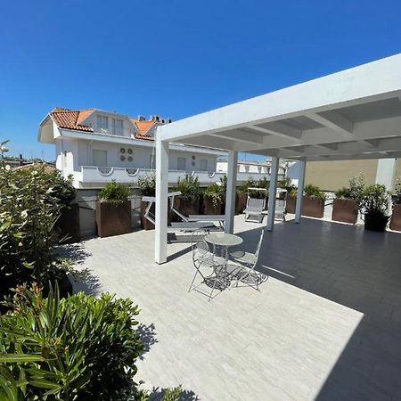 Casa Plauto Attico Senza Cucina Without Kichen Bellaria-Igea Marina Exterior foto